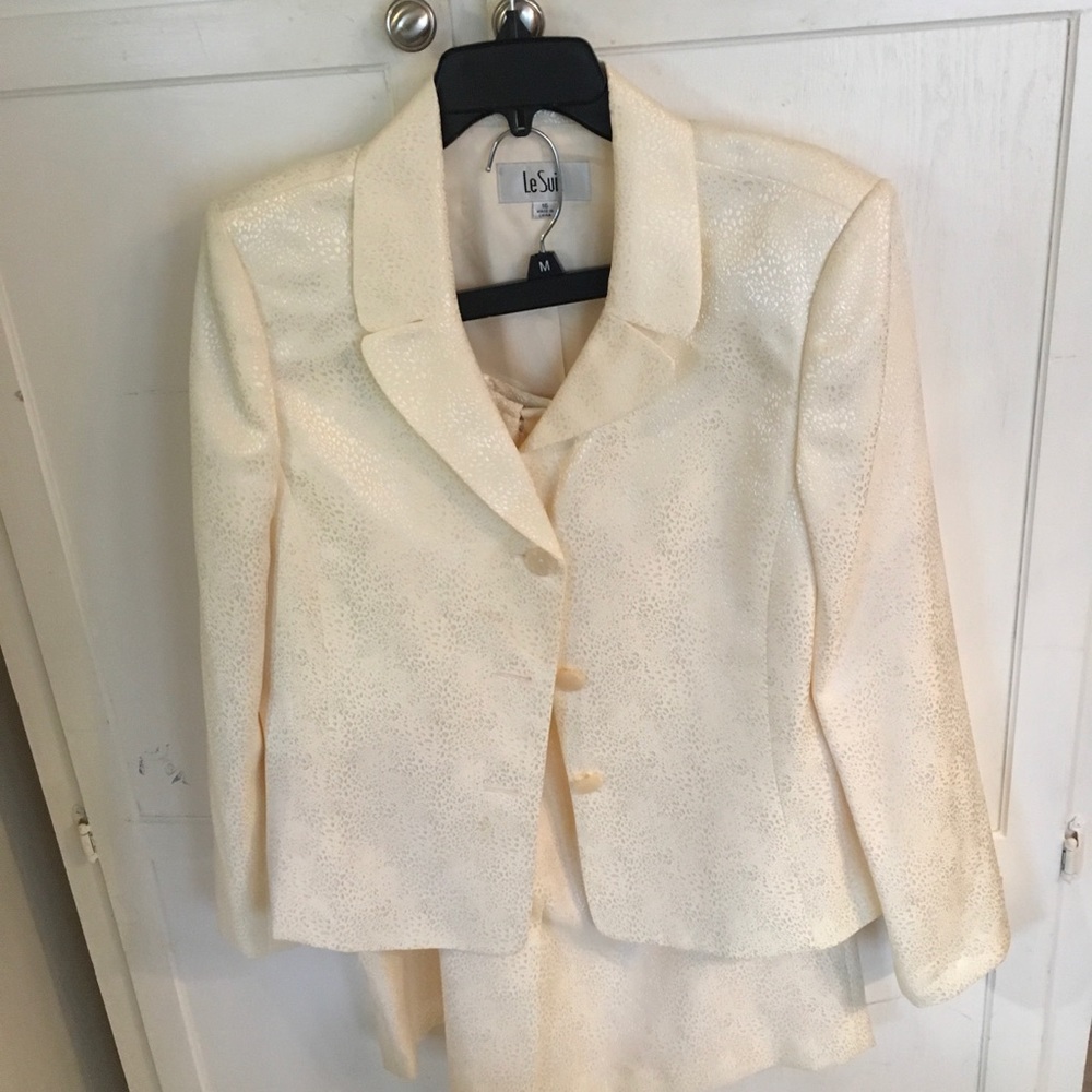 Cream two piece skirt suit
